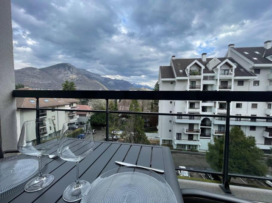 Appartement Le Mont-Veyrier, Parking Et Vue à Annecy Extérieur photo